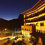 Hotel Mirage