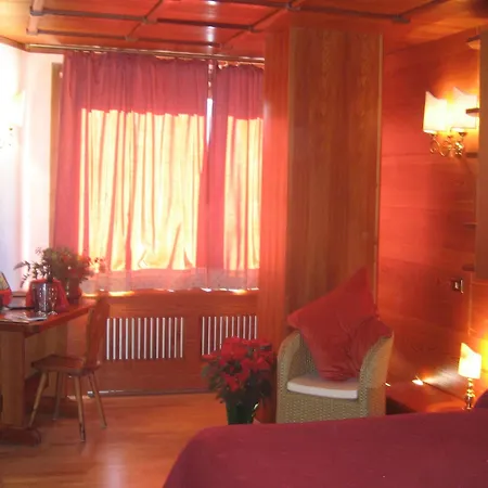 Hotel Mirage 4*